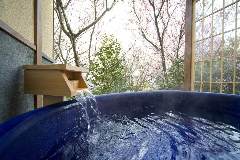 Mikasa Hotel Нара Екстериор снимка